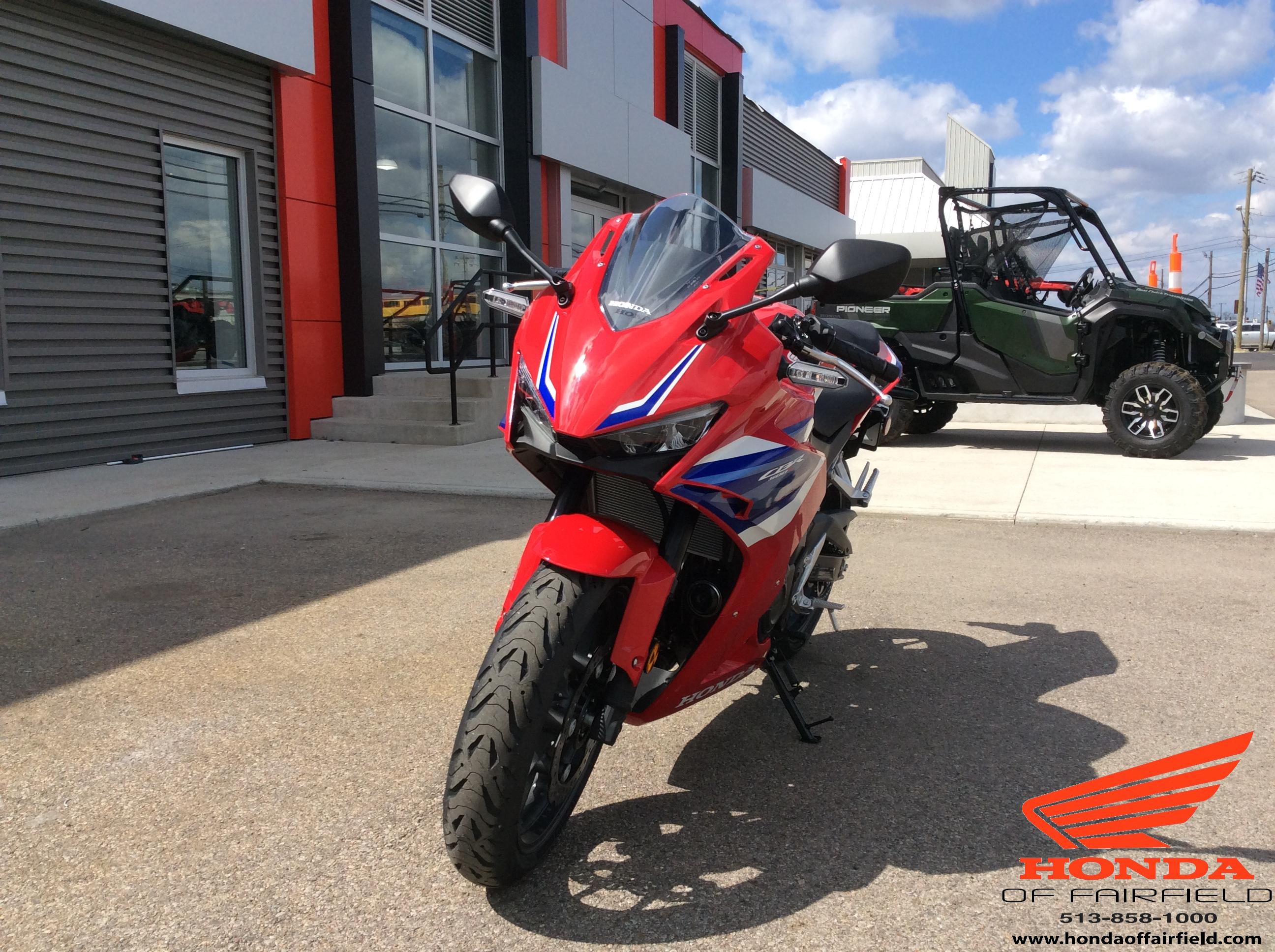 2025 Honda CBR500R ABS - Photo 4